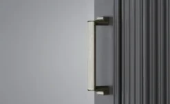 Eckvitrine Varese -Einzelbanke 40203127 13 202501152352